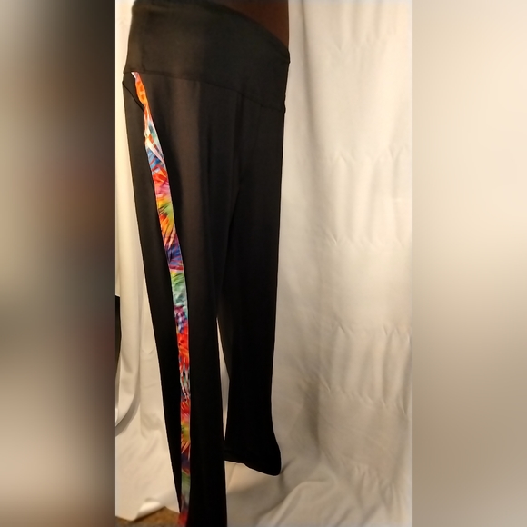 Rainbow Brand Long Yoga pants with back pocket and breathable mesh panel fabric - Picture 4 of 12